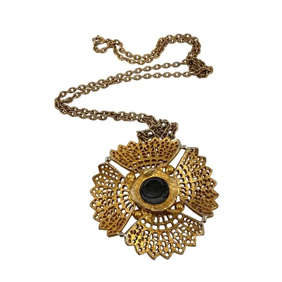 Vintage Gold Filigree Cameo Pendant Necklace Black Glass Intaglio Victorian Revi - Picture 5 of 14